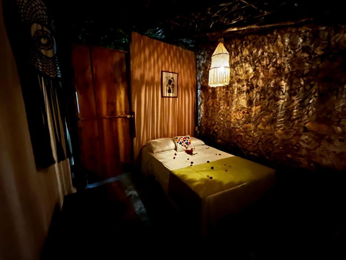 Hostel 35 Valladolid  Eksteriør billede