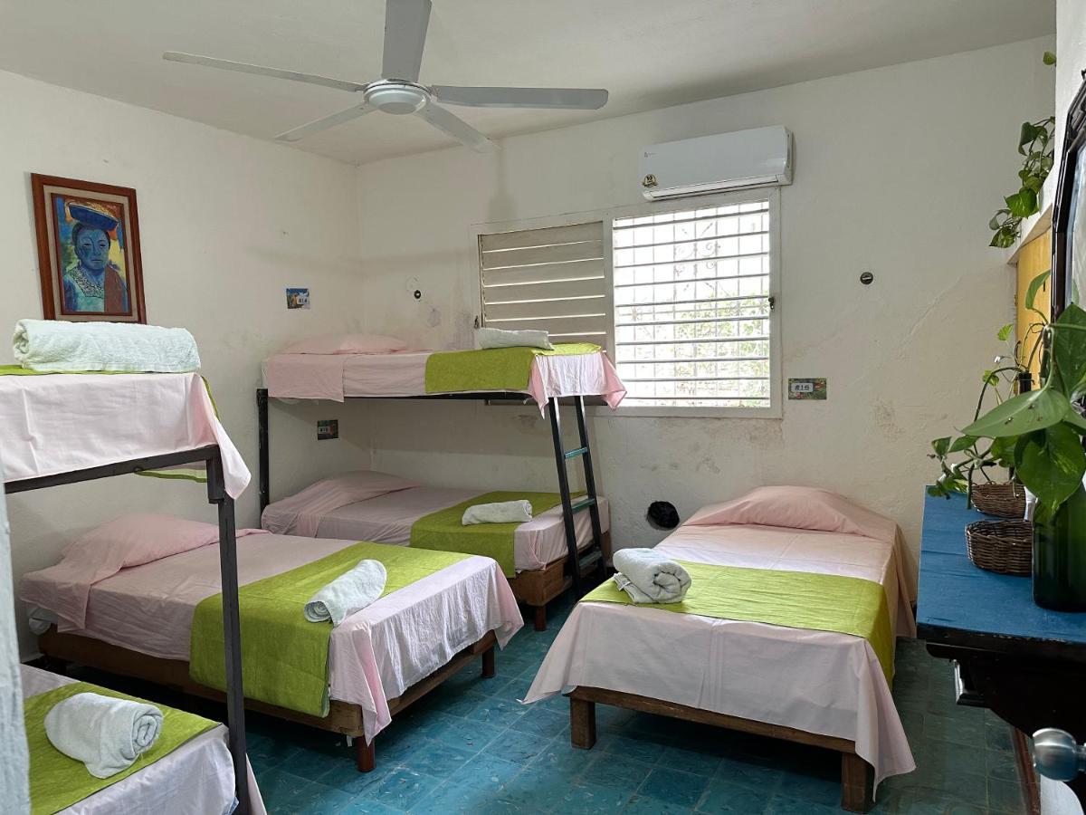 Hostel 35 Valladolid  Eksteriør billede